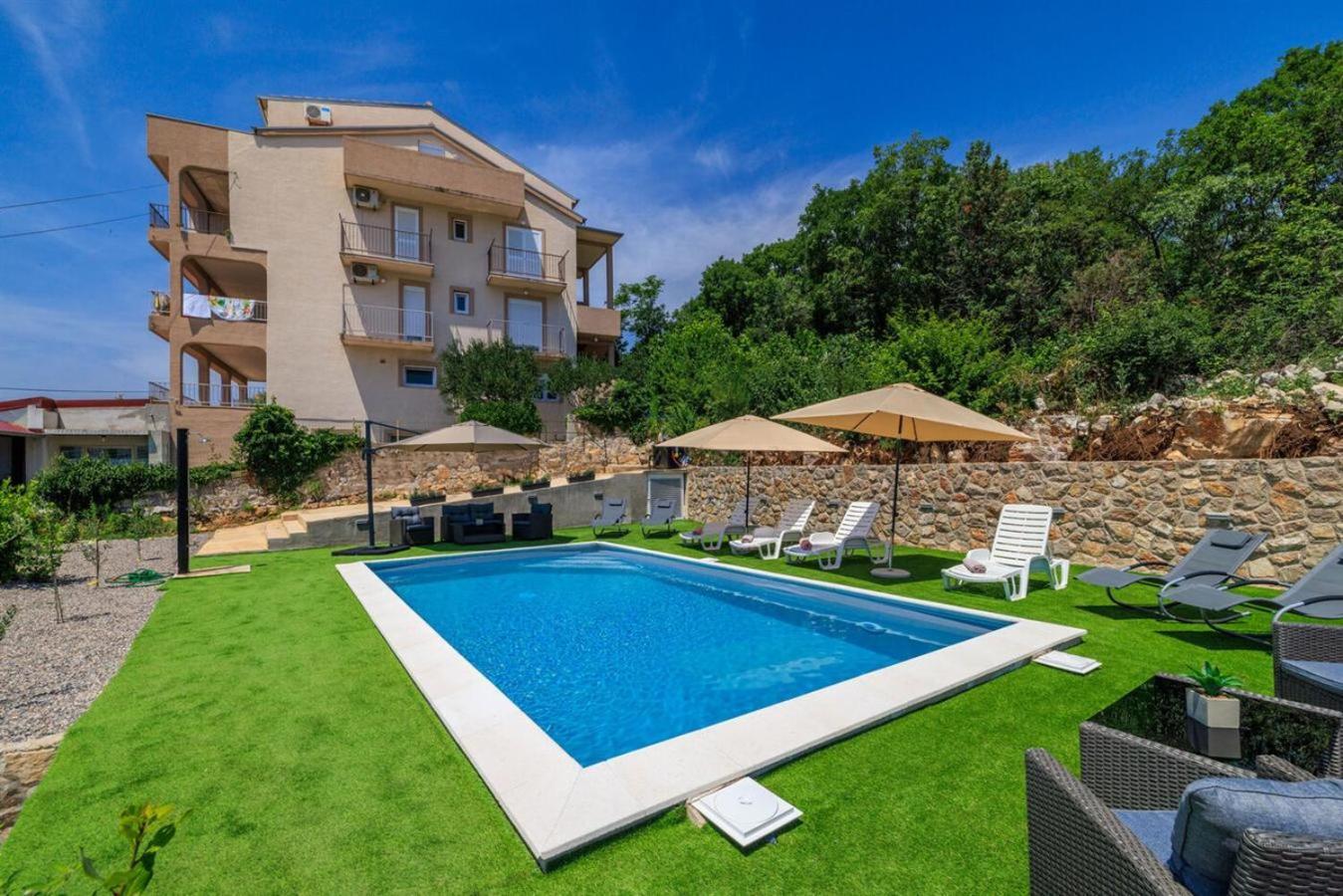 Apartments San Dramalj - Crikvenica Bagian luar foto